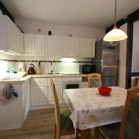 In Der Huebschen Inselstadt Malchow, Cleaning Included 아파트